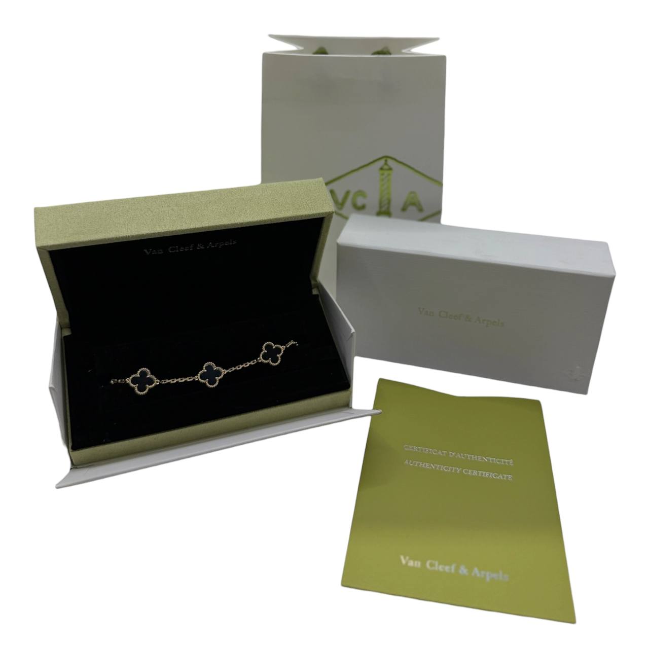 Van Cleef Negra Con Oro