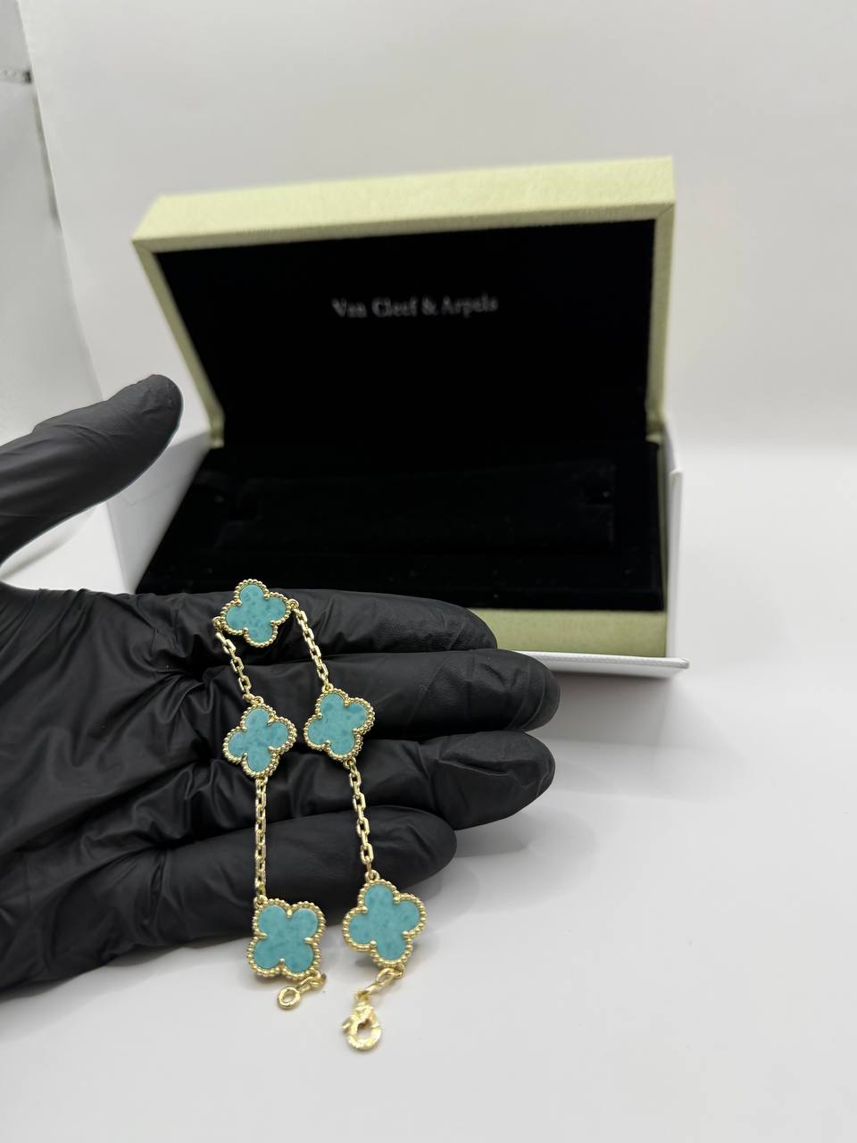 Van Cleef Tiffany